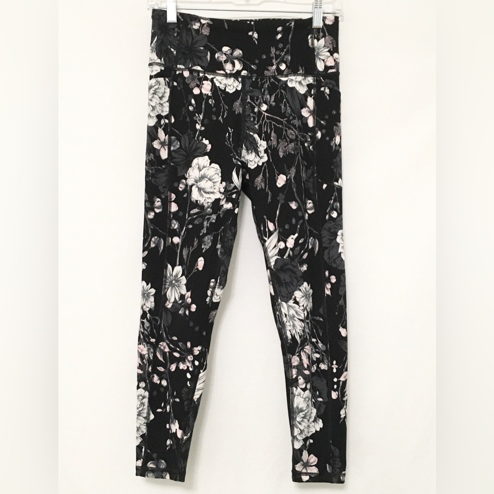 Victoria’s Secret Women's 10 Black Floral Print Athleisure Workout Leggings